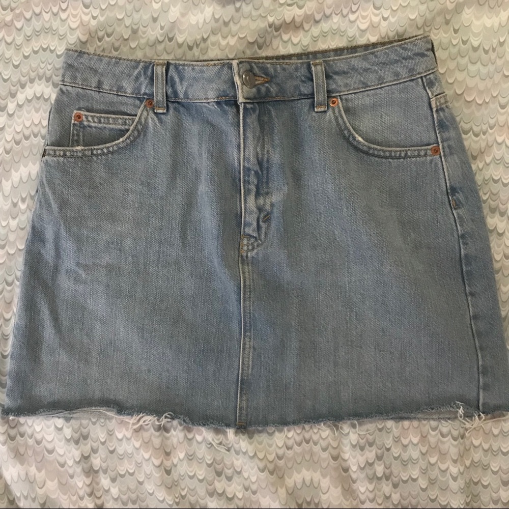 TOPSHOP Light Wash Denim Skirt
